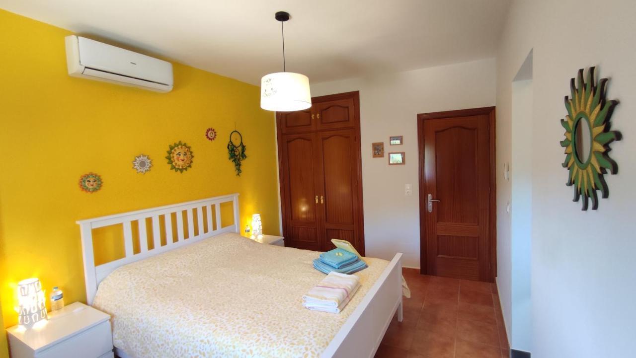 B&B Casa El Corasueno Almogia ภายนอก รูปภาพ